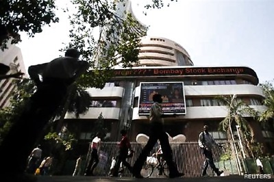 Sensex loses 76 points to end at 1-week low