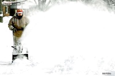 Brutal cold shuts schools, delays travel in US Midwest