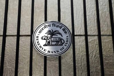 Better Rupee Volatility Management Needed To Deal With Internationalisation Risks: RBI Deputy Guv