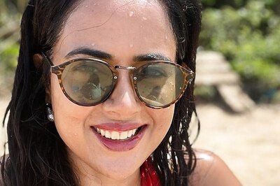 Sameera Reddy Sets Sustainability Goals, as She Looks Stunning in Repurposed Wedding Saree