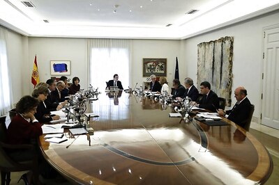 Spain to Sack Separatist Catalan Govt, Call Fresh Elections to Thwart Secession Bid