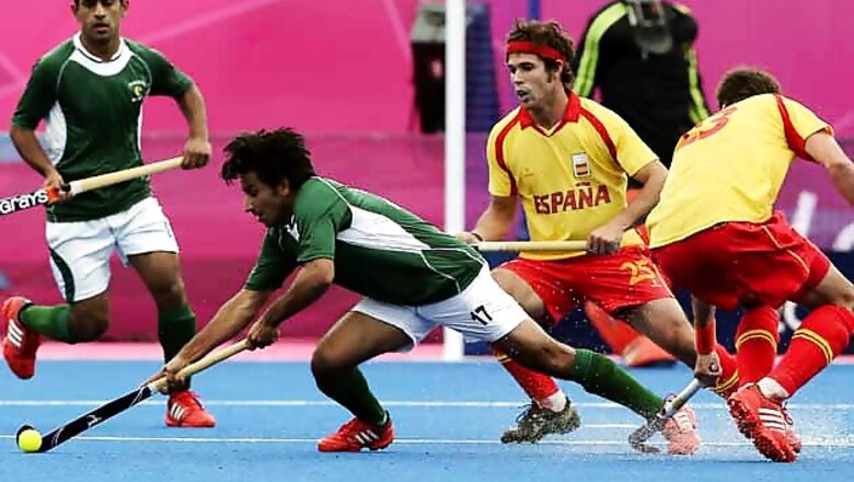 Hockey: Pakistan hold Spain 1-1; Aus spank SA 6-0