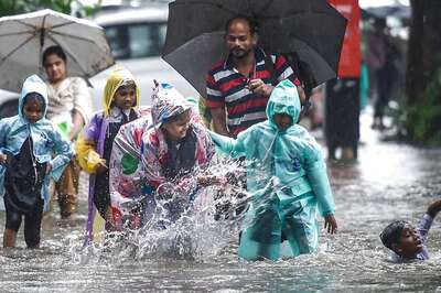 Mumbai Faces Waterlogging, Traffic Woes Amid Downpour; Maha CM Shinde Takes Stock of Situation