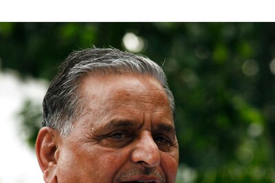 Mulayam Singh Health Updates: SP Patriarch's 'Condition Stable'; PM Speaks to Akhilesh, Say Sources