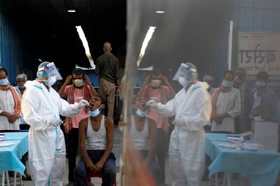 Covid-19: Steady Vaccination Pace Among Reasons Behind Low Daily Cases in Delhi, Say Experts