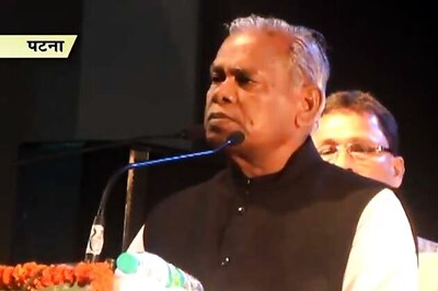 Manjhi slams Amit Shah for questioning grand alliance in Bihar