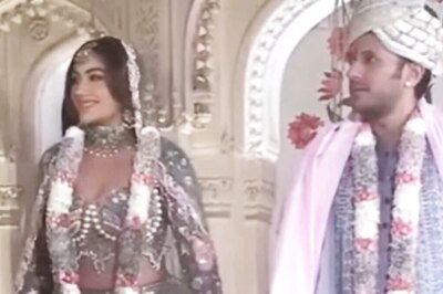 Surbhi Chandna Gets Married To Longtime Boyfriend Karan Sharma In Jaipur, Phera Video Goes Viral; Watch