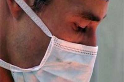 UK: Indian docs fight for work permit