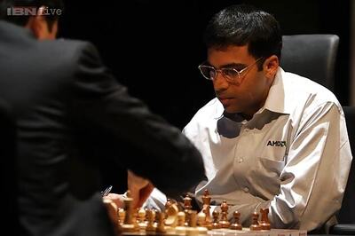 Magnus Carlsen in form but advantage Anand in World Chess Championship