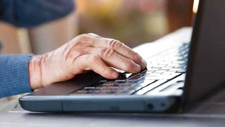 University offers course on 'wasting time on the Internet'
