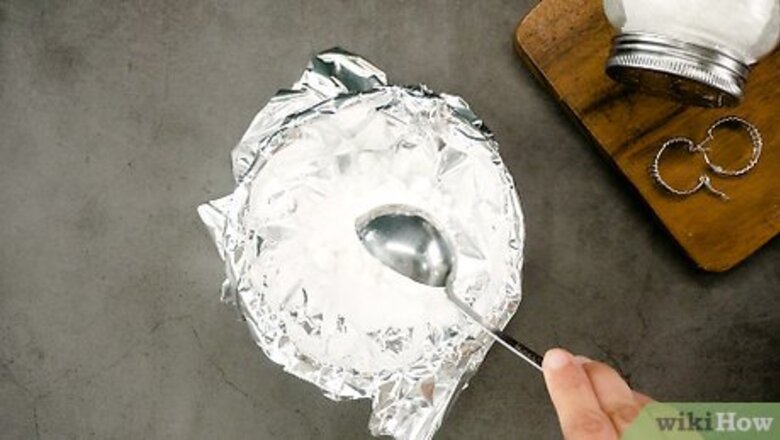 How to Keep Silver Jewelry Clean