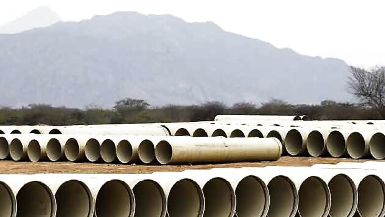 Mumbai: 1 dead, 8 injured as water pipeline bursts