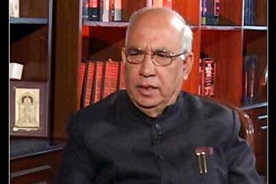 Karnataka governor assumes charge of Kerala