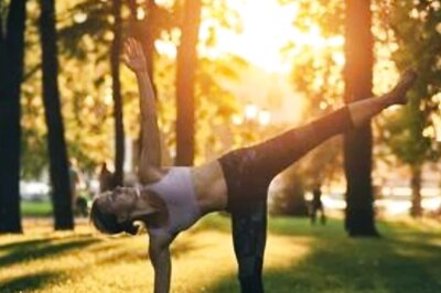 Here Is Why You Should Be Performing The Half-Moon Yoga Posture Everyday