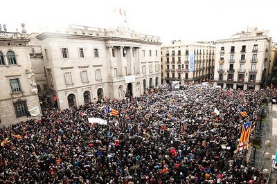 Catalan Strike Severs Road Links as Secessionist Leaders Regroup