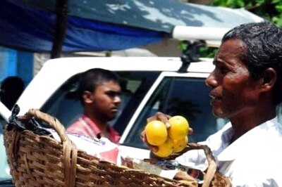 Apples and Oranges: K'taka Fruit Seller Awarded Padma Shri for Spending Earnings on A School