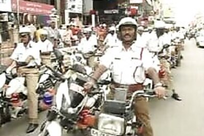 Two-wheeler makers bound to sell helmets: SC