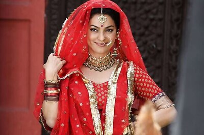 Gulab Gang: Juhi Chawla joins Madhuri Dixit