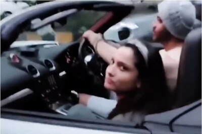 Ankita Lokhande Goes for a Spin in Luxury Convertible Car with Vicky Jain, Watch Video