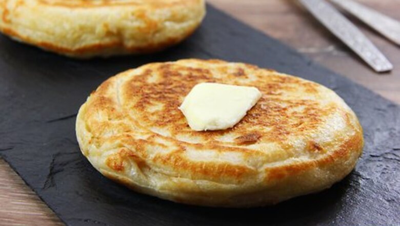 How to Choose Toppings for Crumpets