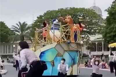 Watch: Disneyland Actors Showed Heroic Spirit When Earthquake Struck Japan