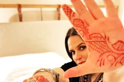 Neha Dhupia Shares Mehendi Design From VicKat Wedding, Asks Followers to Spot Angad Bedi's Name