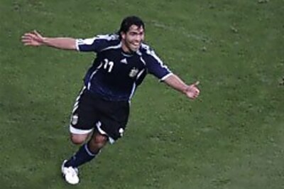 Tevez lauds team effort after 6-0 rout