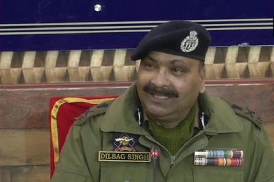 JK DGP Directs Officers to 'Deal Strictly' With Elements Pushing Youth Towards Terrorism