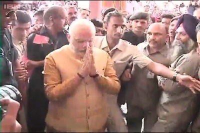 Modi bids farewell to Maninagar as he heads to 7 RCR
