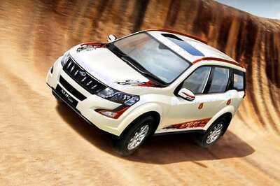 2018 Mahindra XUV500 Facelift Spied Completely Undisguised