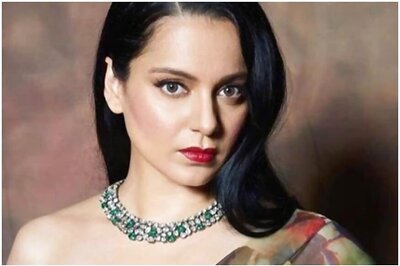 Kangana Ranaut Writes Another Poem Called Aasmaan, Directs Home Video in Manali