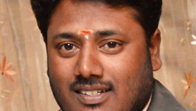 Non-cooperation from Nikitha leaves Manju in tears