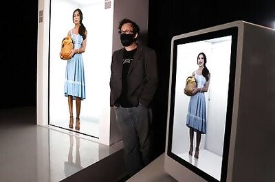 Tired of Zoom calls? Company offers at-home hologram machines