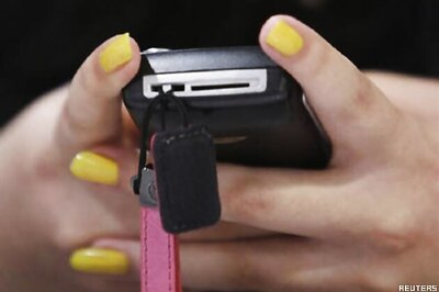 Just four phone calls may reveal your identity: Research