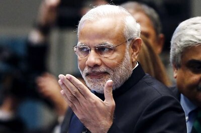 PM Shakes Hands With Opposition Leaders in RS; New MPs Take Oath