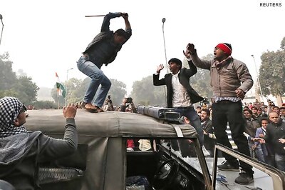 Delhi gangrape: Mediapersons injured in protests