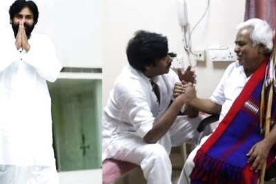 South Star Pawan Kalyan Pays Visit To Singer Gaddar In Hospital