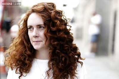 Murdoch protege Rebekah Brooks cleared of all hacking charges in UK trial