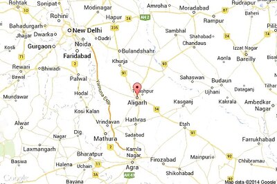 Girl found hanging from a tree in Aligarh