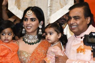 Mukesh Ambani Adores Isha Ambani's Children Aadiya Shakti and Krishna At Anant and Radhika's Mameru Ceremony | Photos