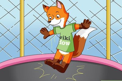 How to Do a Knee Flip on a Trampoline