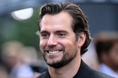 Henry Cavill Takes Jibe at Sex Scenes, Says Not a Fan of It: 'You Start to Get Uncomfortable When...'