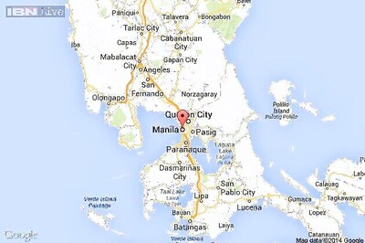 Philippines urges workers in Libya to leave while they can