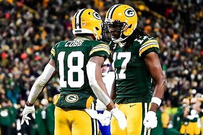 Packers' Cobb Will Be Out 'For A While' With Core Injury