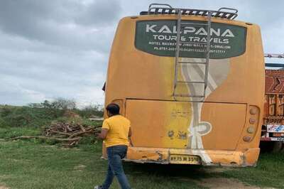 Not a Hijack, Say Cops as Loan Sharks Seize Bus Full of Passengers Against Owner's Dues in UP