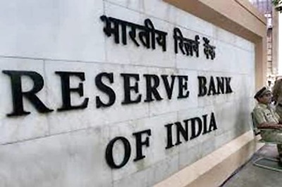 RBI keeps policy rates on hold at 7.25%, asks banks to lower rates