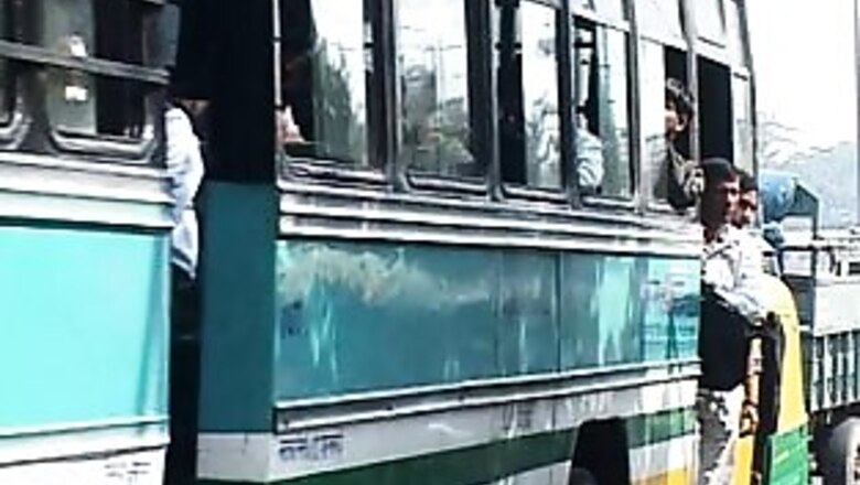 Delhi government gives last chance to 2579 bus operators