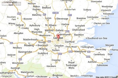 London: River Thames floods riverside towns