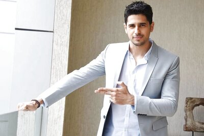 Aiyaary Is Yet To Get  A Censor Certificate, But Sidharth Malhotra Says 'It Will Release On Time'