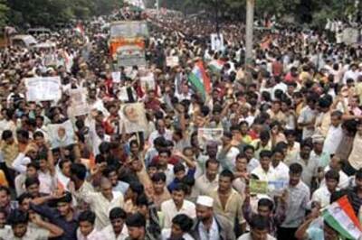 YSR Reddy laid to rest in hometown Pulivendula